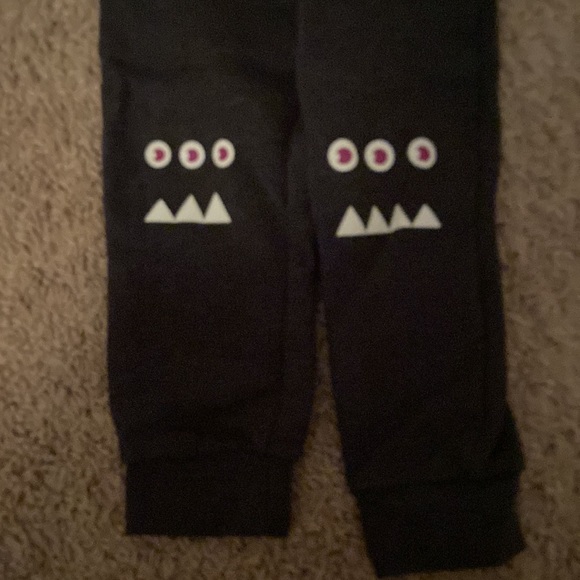 Cat & Jack 3T Halloween monster outfit candy corn - Picture 5 of 6